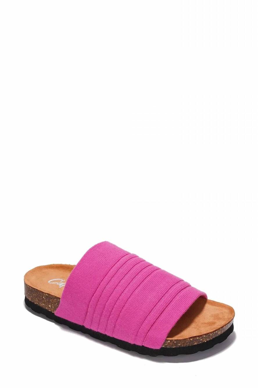 NEW CAPE ROBBIN women's calida sandal in pink